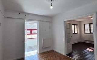 Casa individuala de vanzare zona Vatra Luminoasa - Poză 5