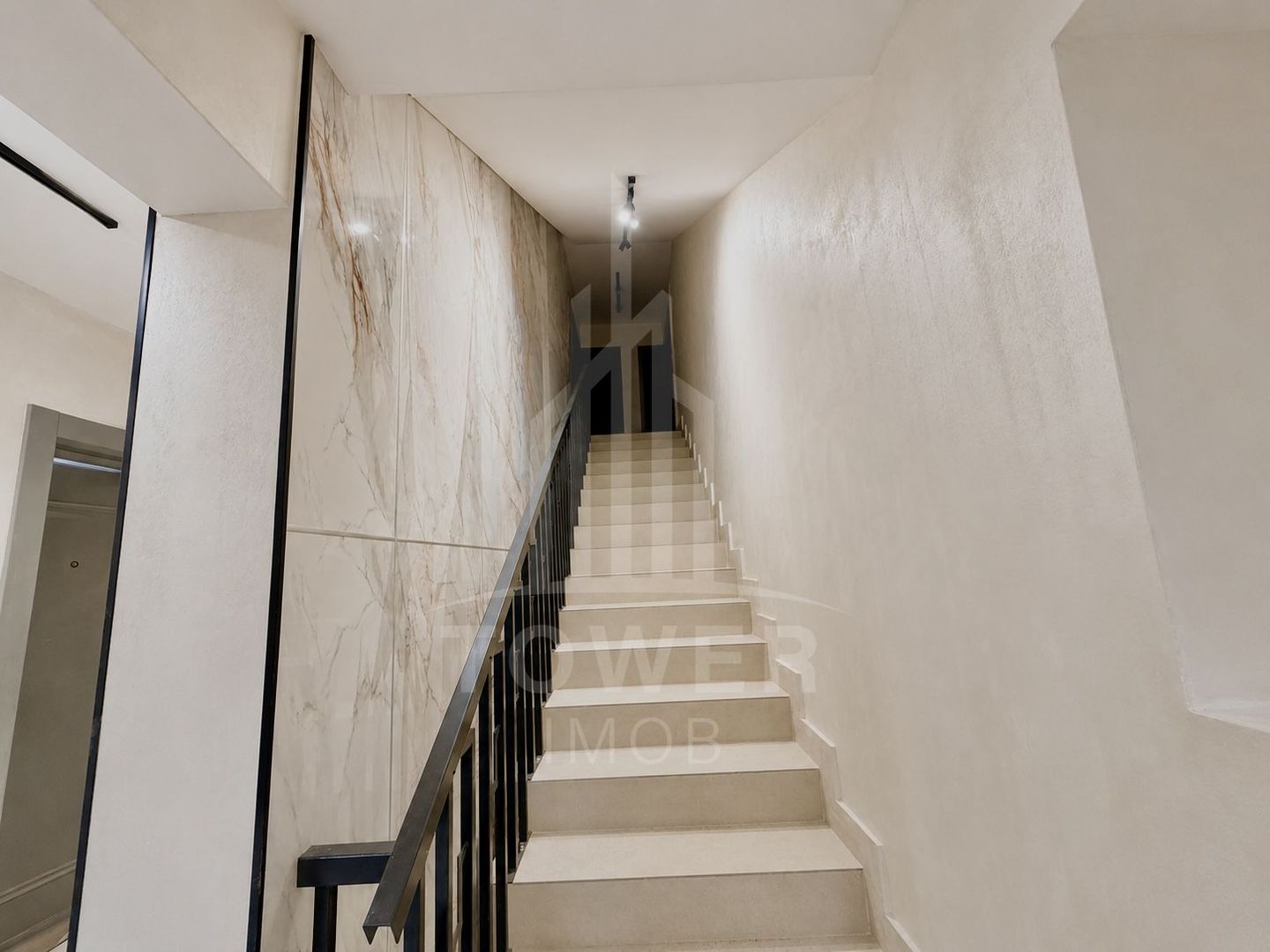 Apartament 2 camere- la cheie- Calea Surii Mici - Poză 13