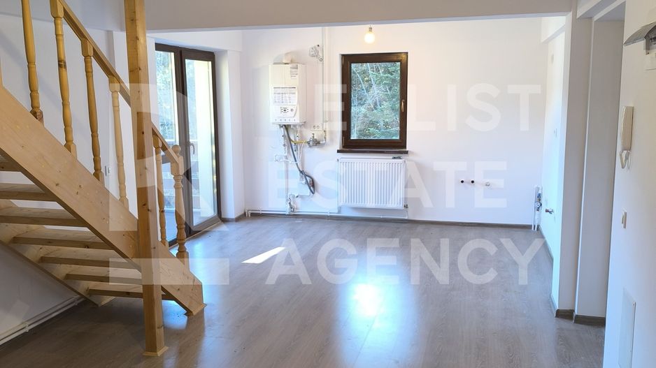Apartament, 3 camere, Predeal, județul Brașov - Poză 2