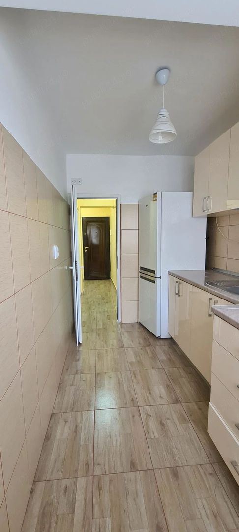 De inchiriat apartament 1 camera micro 20, etaj 1, 1500 lei - Poză 2