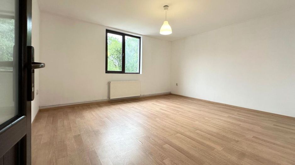 Inchiriere casă complet renovată cu 4 camere  Băneasa, Sector 1 - Poză 4