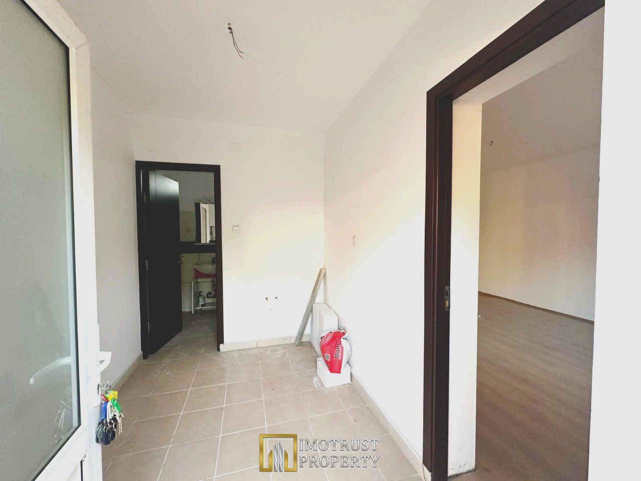 Vanzare apartament | Ultracentral Arad | Parter | 28 mp utili - Poză 3