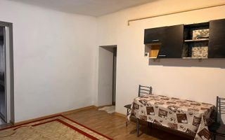 De vanzare – Apartament la casa, etaj 1, complet mobilat si utilat - Poză 4