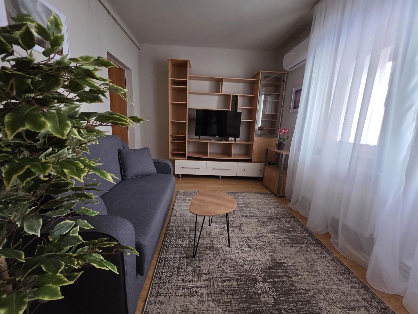 AP. 3 CAMERE CALEA 13 SEPTEMBRIE, MOBILAT MODERN, METROU 5 MINUTE - Poză 2