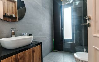 Casă individuală de vânzare situată în Șelimbăr - Poză 16