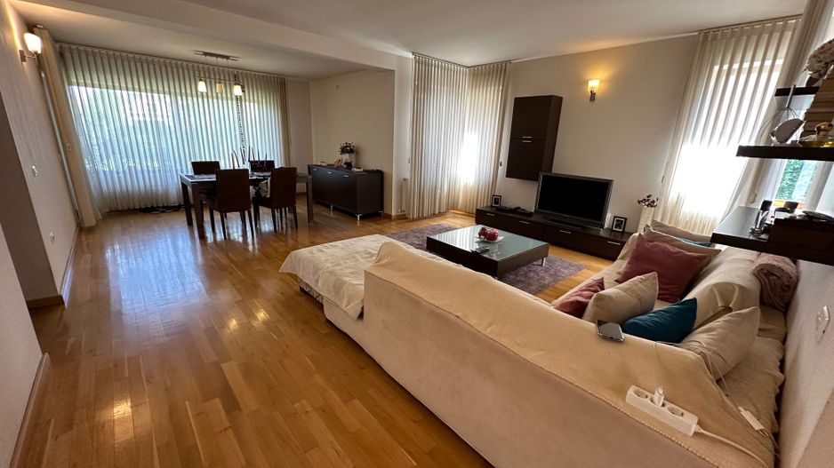 Casa individuala cu garaj  în spate la IKEA - Poză 10