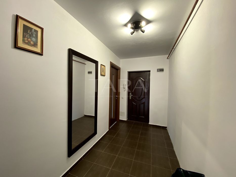 De vanzare apartament cu 3 camere de tip penthouse in Floresti! - Poză 4