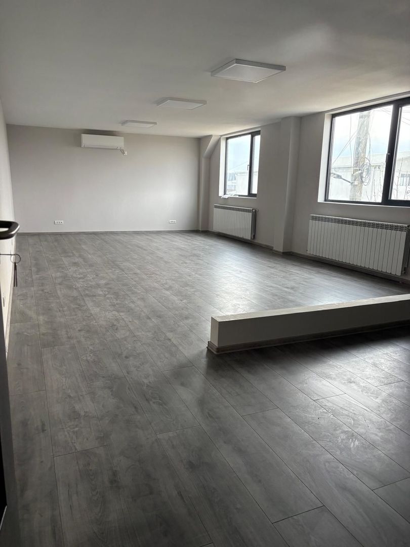 Hala in Ciolpani - Poză 7