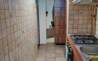 BRASADAS vinde ap cu 2 cam etaj 3/4 in 14 Mai. - Poză 2