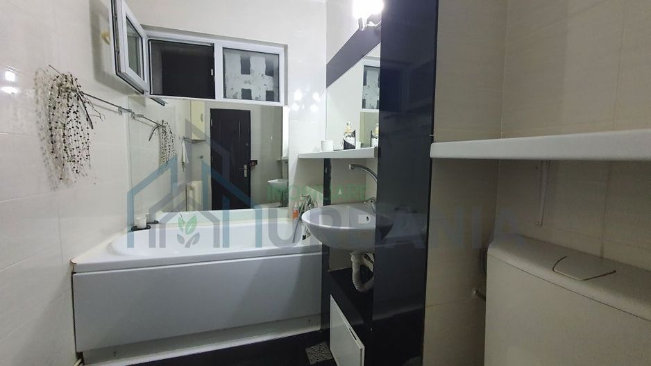 Apartament 3 camere de închiriat, zona P de Piatra, Iași - Poză 6