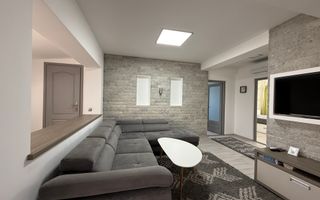 3 camere/ 2 bai/ balcon  – Zona Piata 1 Mai - Poză 2