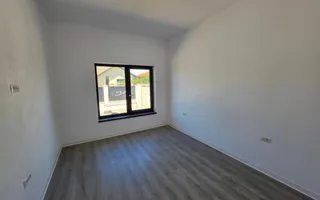 Casă 4 camere, 425 mp teren, panouri solare, cartier Orizont - Poză 14