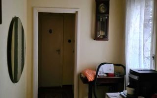 apartament 4 camere Micro 15 - Poză 2