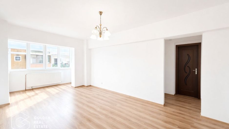 Apartament 3 camere, decomandat, zona Micalaca - Poză 1