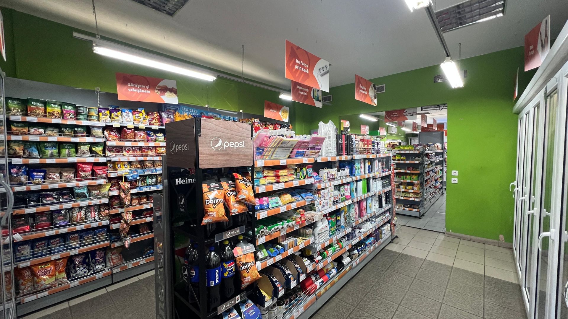 Oportunitate de Investiție | Spațiu Comercial cu Chiriaș Stabil (La Doi Pași) - Poză 6