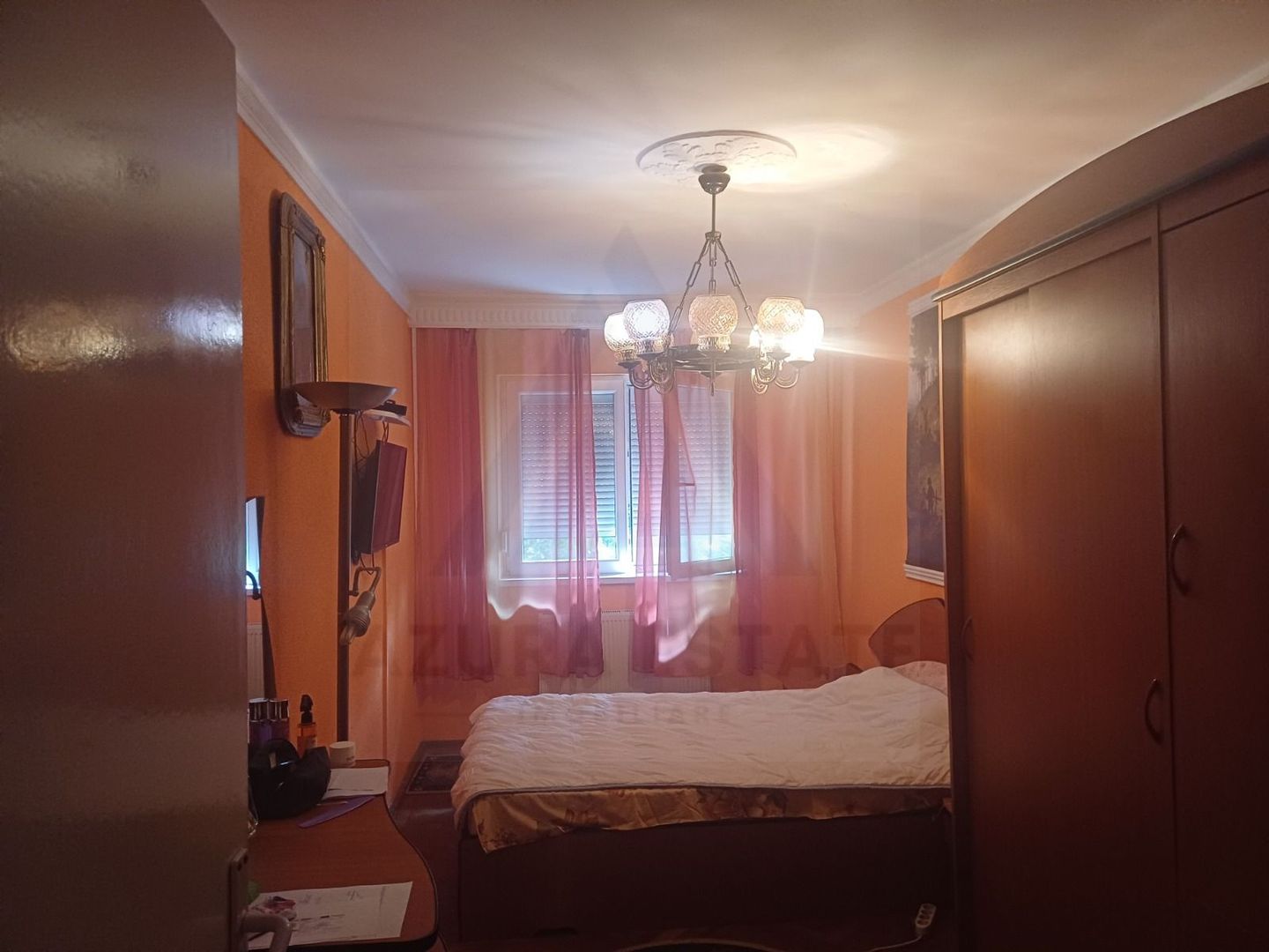 Apartament 4 camere 85 mp utili etaj 1 si pivnita in zona Vasile Aron - Poză 4