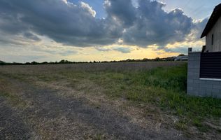 Teren Intravilan Becicherecu Mic ,776 mp,Fs. 17,5m