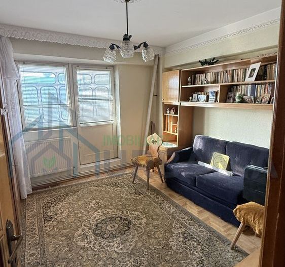 Apartament 3 camere, 86 mp, ultracentral Pașcani - Poză 1