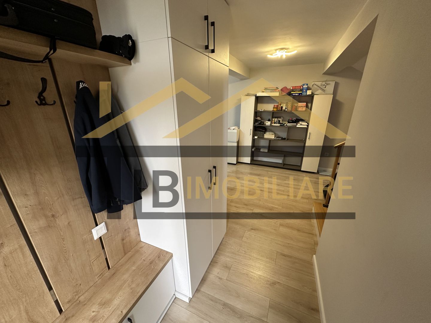 Casa de 4 camere, 200mp, parcari, Zona Unirii - Poză 16