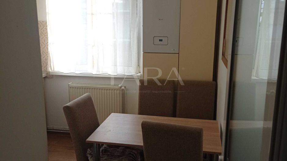 Apartament spațios cu 3 camere semidecomandat, în zona Calea Florești. - Poză 2