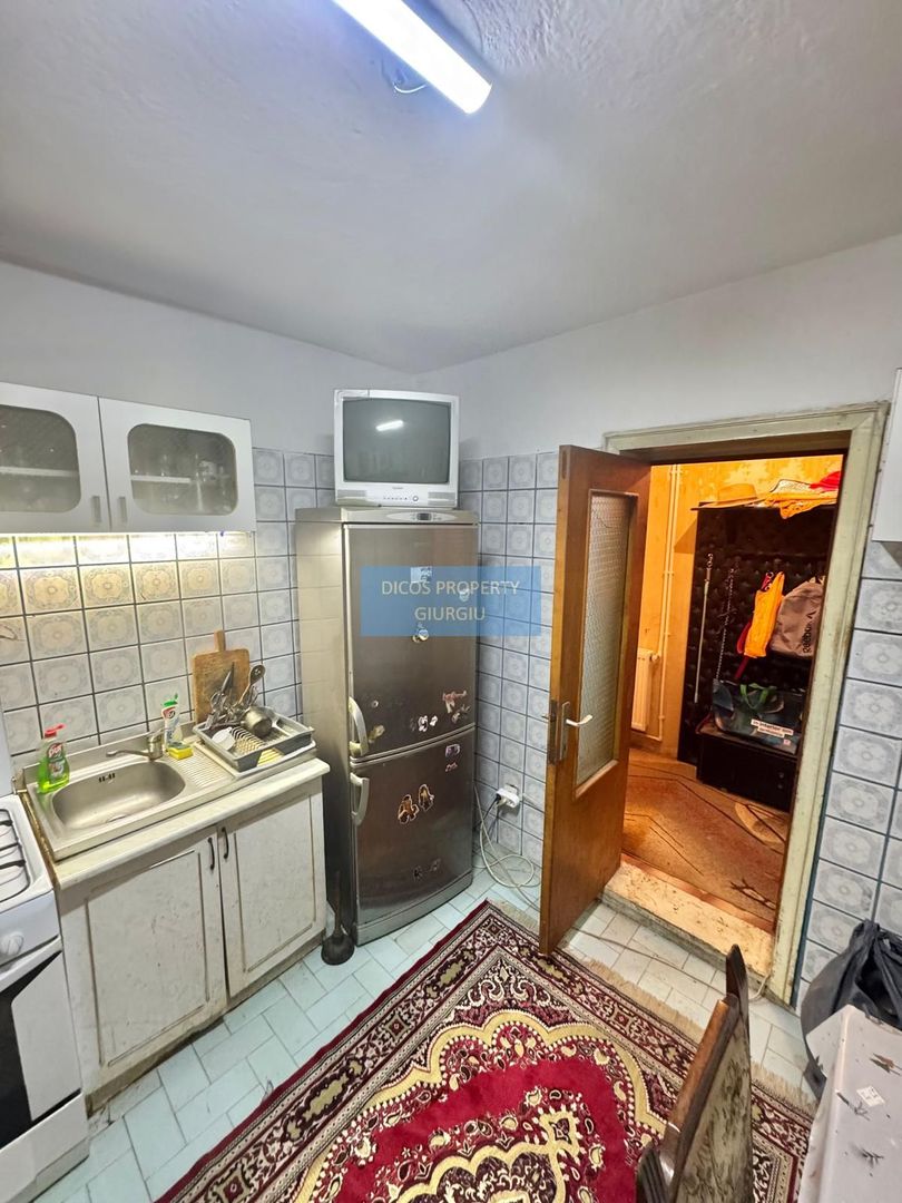 Casă de vânzare pe Strada Cetății, teren 428 mp - Poză 15