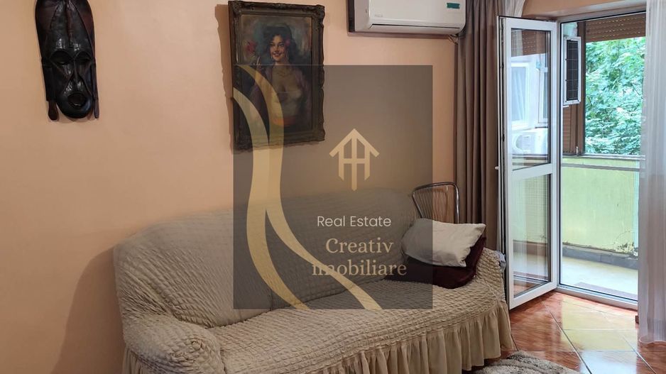 Apartament de vanzare 4 camere - Poză 1
