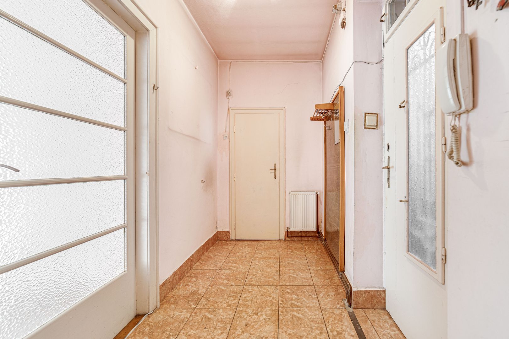 Apartament pe Bulevardul Decebal - Poză 1