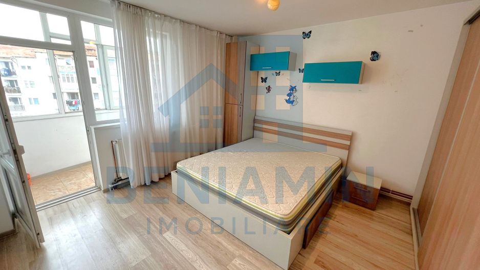 3 camere-2 bai-bloc nou-2 balcoane-Centrala-Apa separat-Mobilat-liber - Poză 1