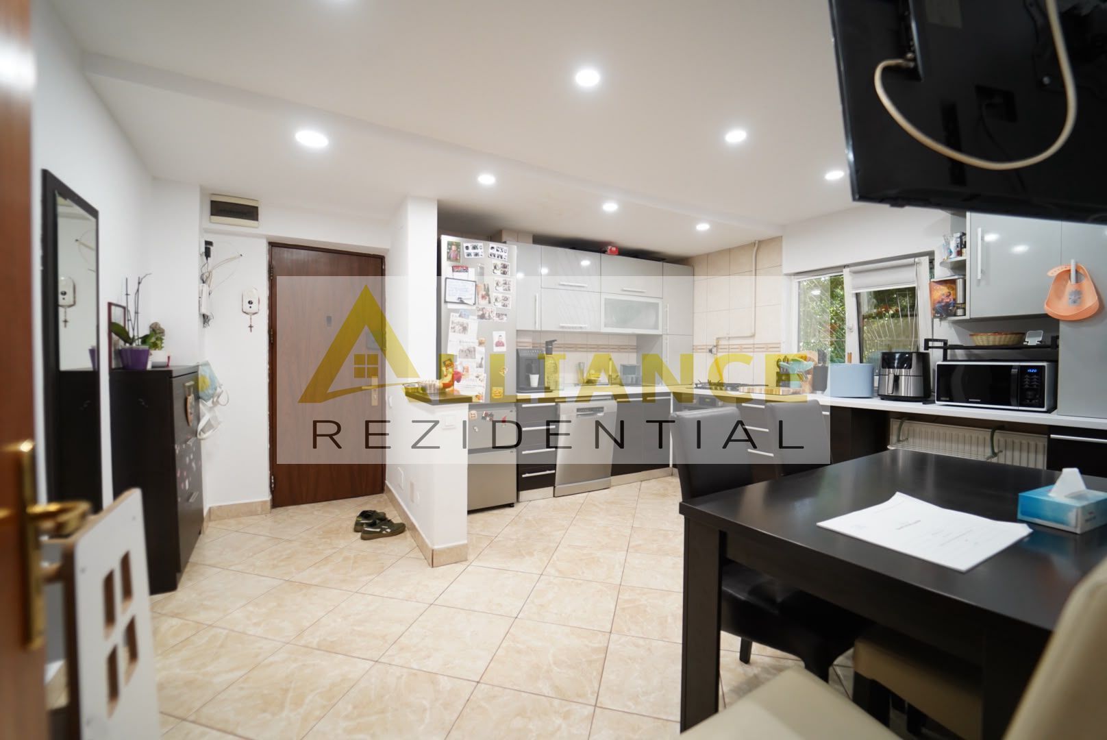 METROU MIHAI BRAVU | 3 CAMERE 2 BAI | 77MP | RENOVAT | GATA DE MUTARE - Poză 3