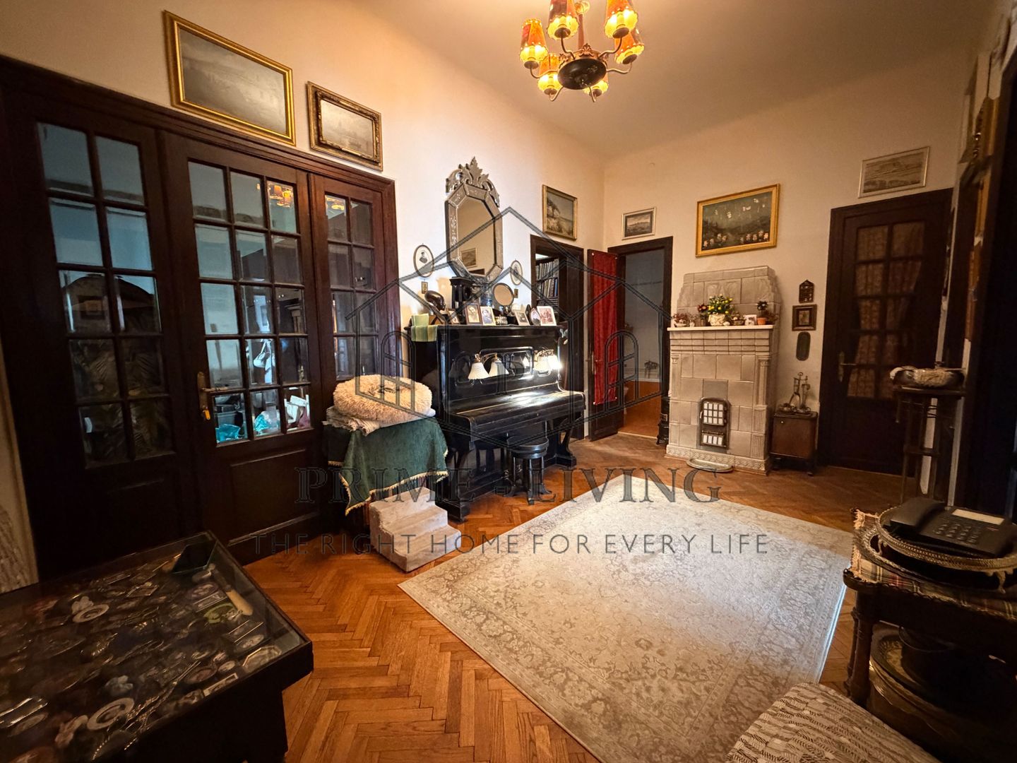 APARTAMENT PARTER + DEMISOL LA VÂNZARE ÎN ZONA VICTORIEI - Poză 2