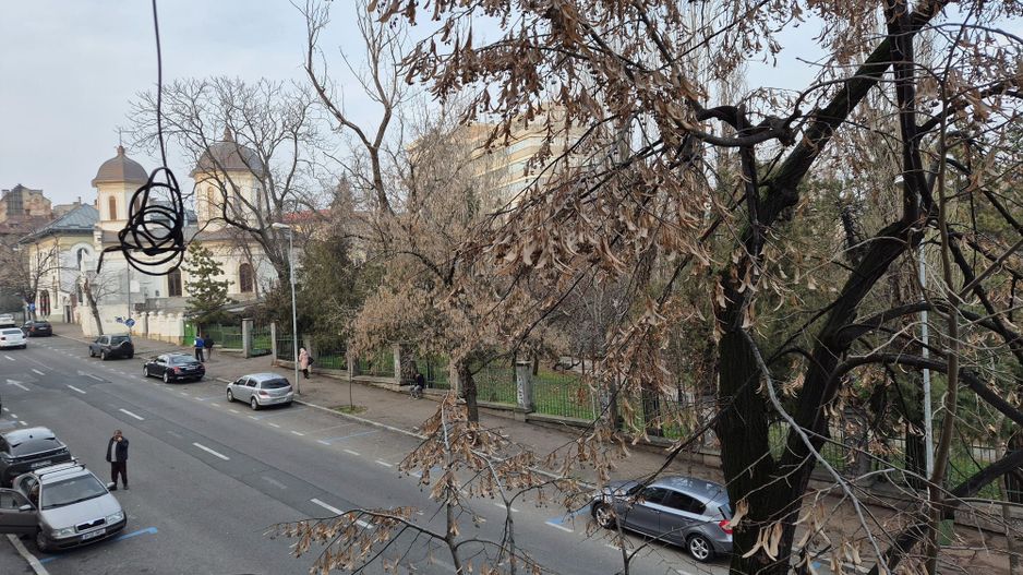 Apartament cu 2 camere - parc Cismigiu - Poză 9