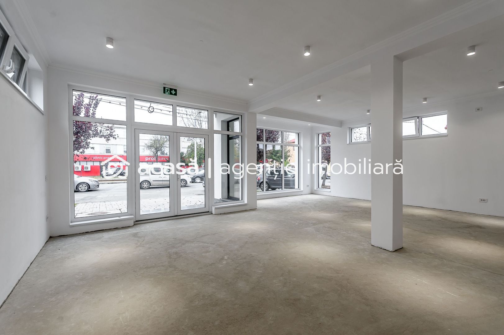 Clădire nouă P+2 cu showroom și birouri în Arad - Poză 4