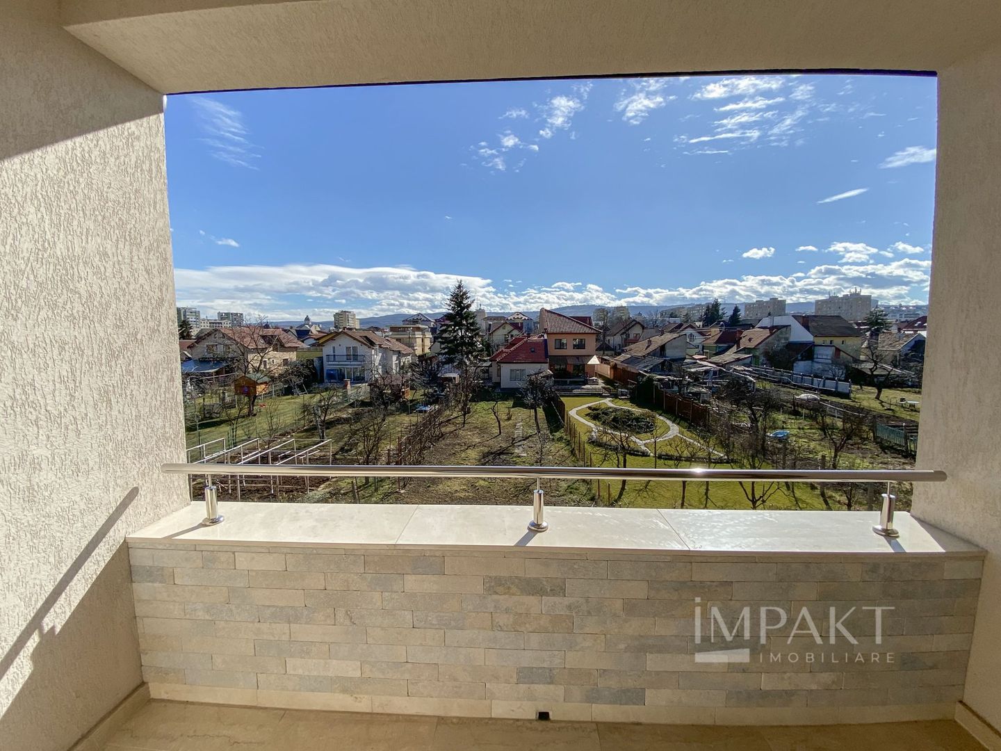 Va propunem spre inchiriere un spatiu pentru birou in Gheorgheni. - Poză 4