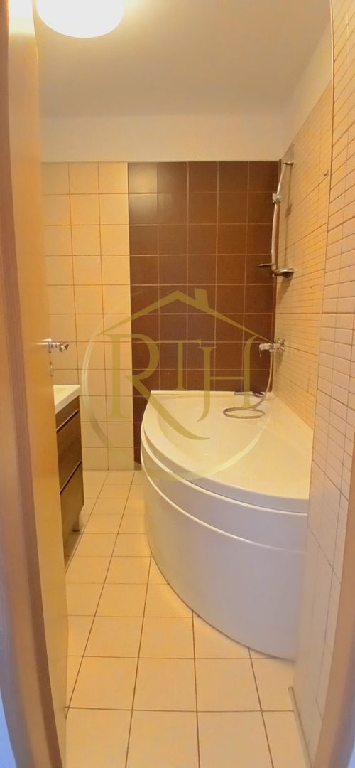 Oferim spre vanzare apartament cu 3 camere, decomandat,  zona Lipovei - Poză 12