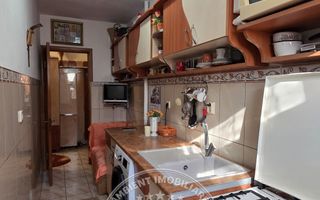 Apartament cu 1 cameră, ETAJ 2, VASLUI - zona FEROVIARI; - Poză 7