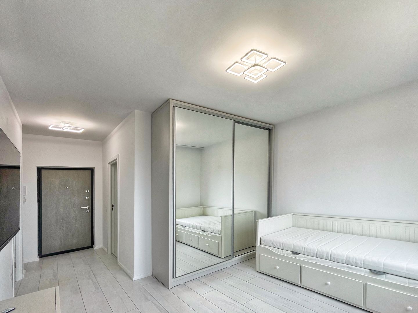 Garsoniera de lux de vanzare, 0% comision SOARELUI RESIDENCE - Poză 12