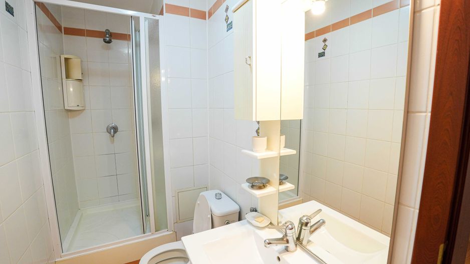 Apartament de 3 cam cu centrala si parcare - metrou Gorjului - Poză 7