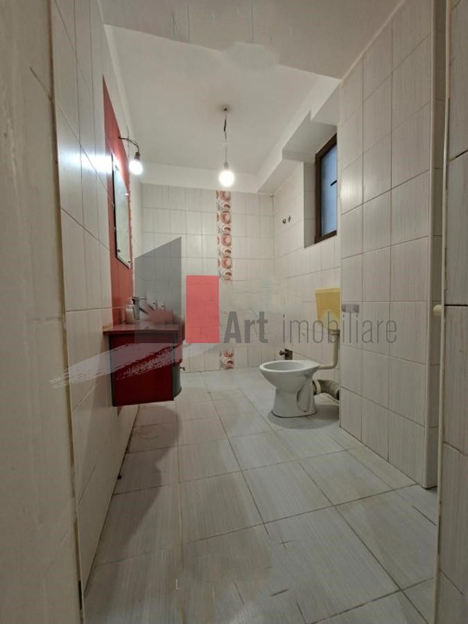 Vânzare apartament semidecomandat 2 camere Metalurgiei - Poză 3
