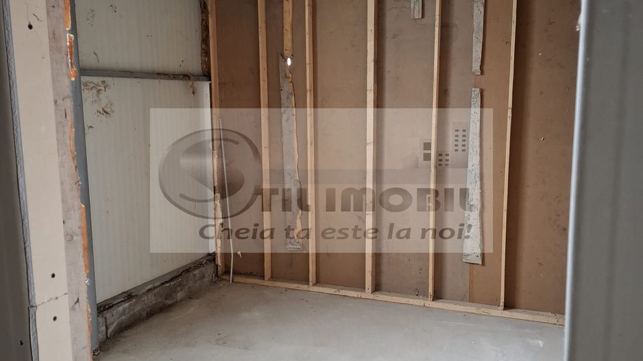 Inchiriez spatiu de prod. sau depozitare pe str. Trei Fantani 700mp - Poză 14