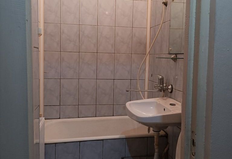 BRASADAS vinde garsonieră la PARTER Ostrovului Satu Mare. - Poză 3