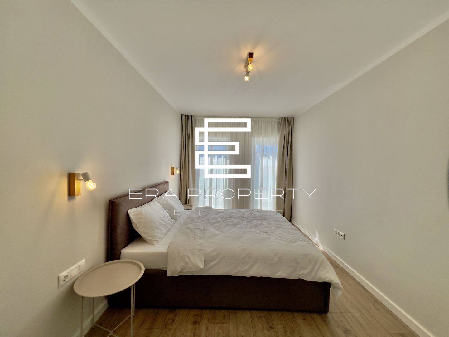 Penthouse 4 camere, terasa 14.42 mp mobilat -zona Aeroport Sibiu - Poză 13