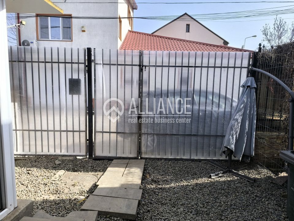 BRATIANU 2 COCOSI(COD03) - Casa si curte cu utilitati incluse ! - Poză 19