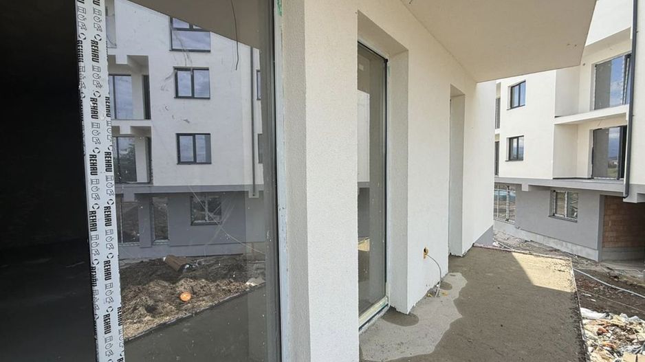 Apartament nou, etaj 1, 2 balcoane, incalzire pardoseala - Poză 4