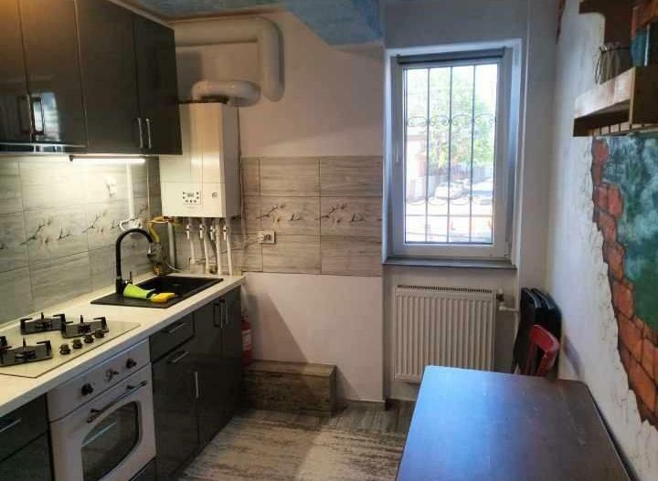 apartament 2 camere+loc parcare - Poză 1