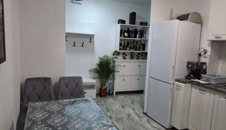 Vand apartament 2 camere, la PARTER, Timisoara