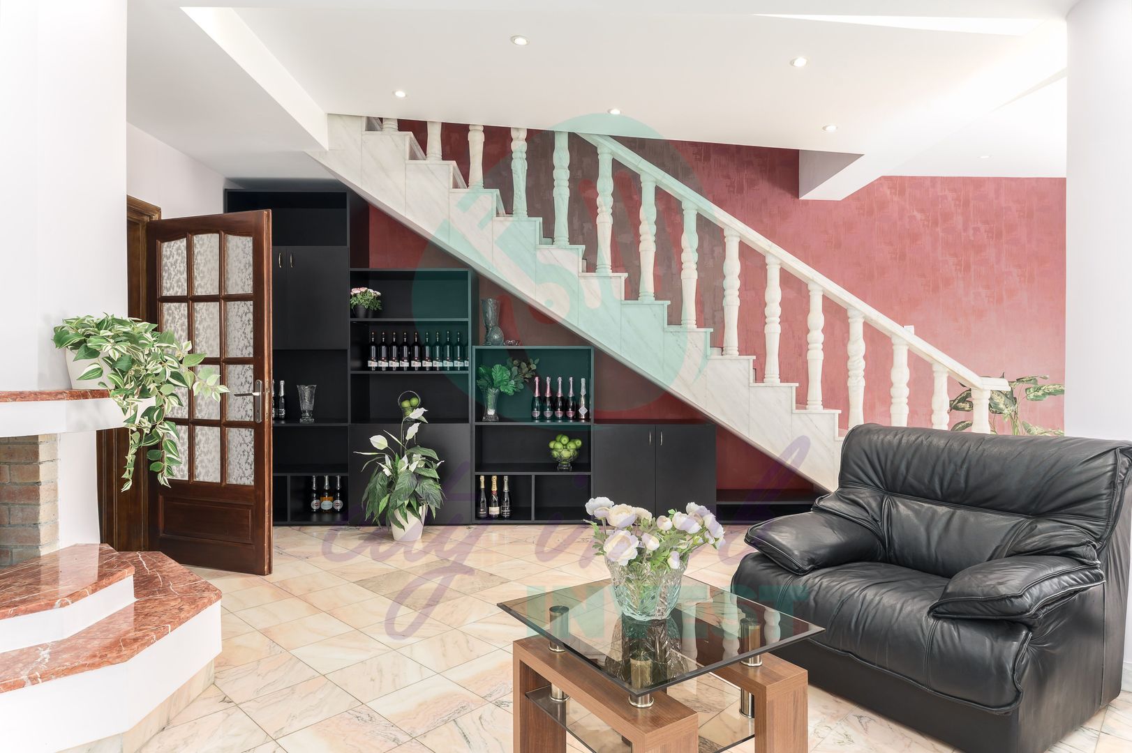 Vilă spațioasă cu curte superbă lângă Parcul Circului - Poză 15