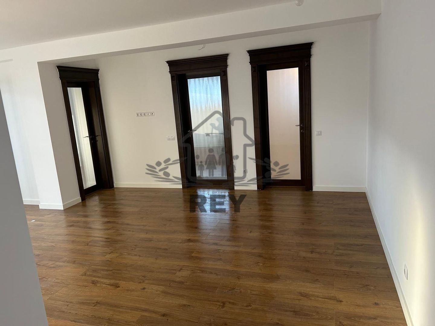 Apartament 3 camere de vânzare/balcon/parcare/ cartier Kogalniceanu - Poză 10