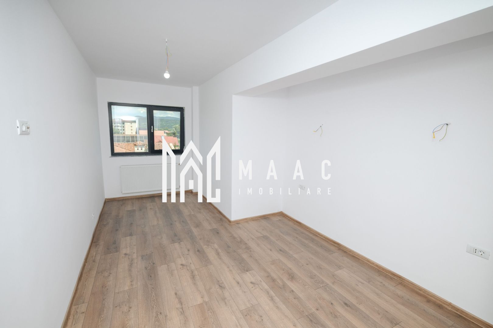 Apartament 3 camere | Bloc Nou | Zoo Valcea | Etaj 3 | 93MP - Poză 9