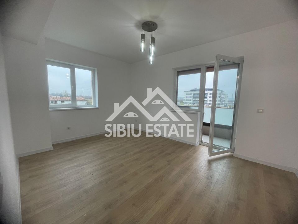 Apartament cu 3 camere, s.utila 70.15 mp.  bloc cu lift-  loc de parcare - Poză 9