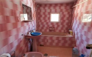 Apartament la casa, 4 camere, pretabil pentru birouri, zona Cetate - Poză 4